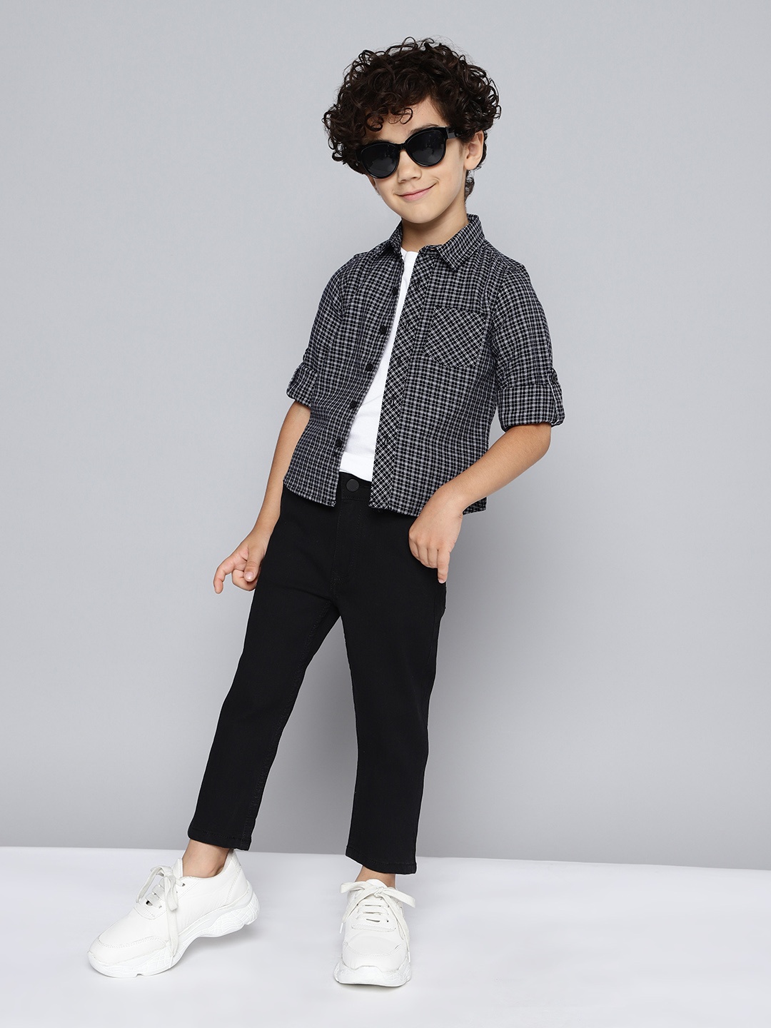 

HERE&NOW Boys Regular Fit Clean Look Stretchable Jeans, Black