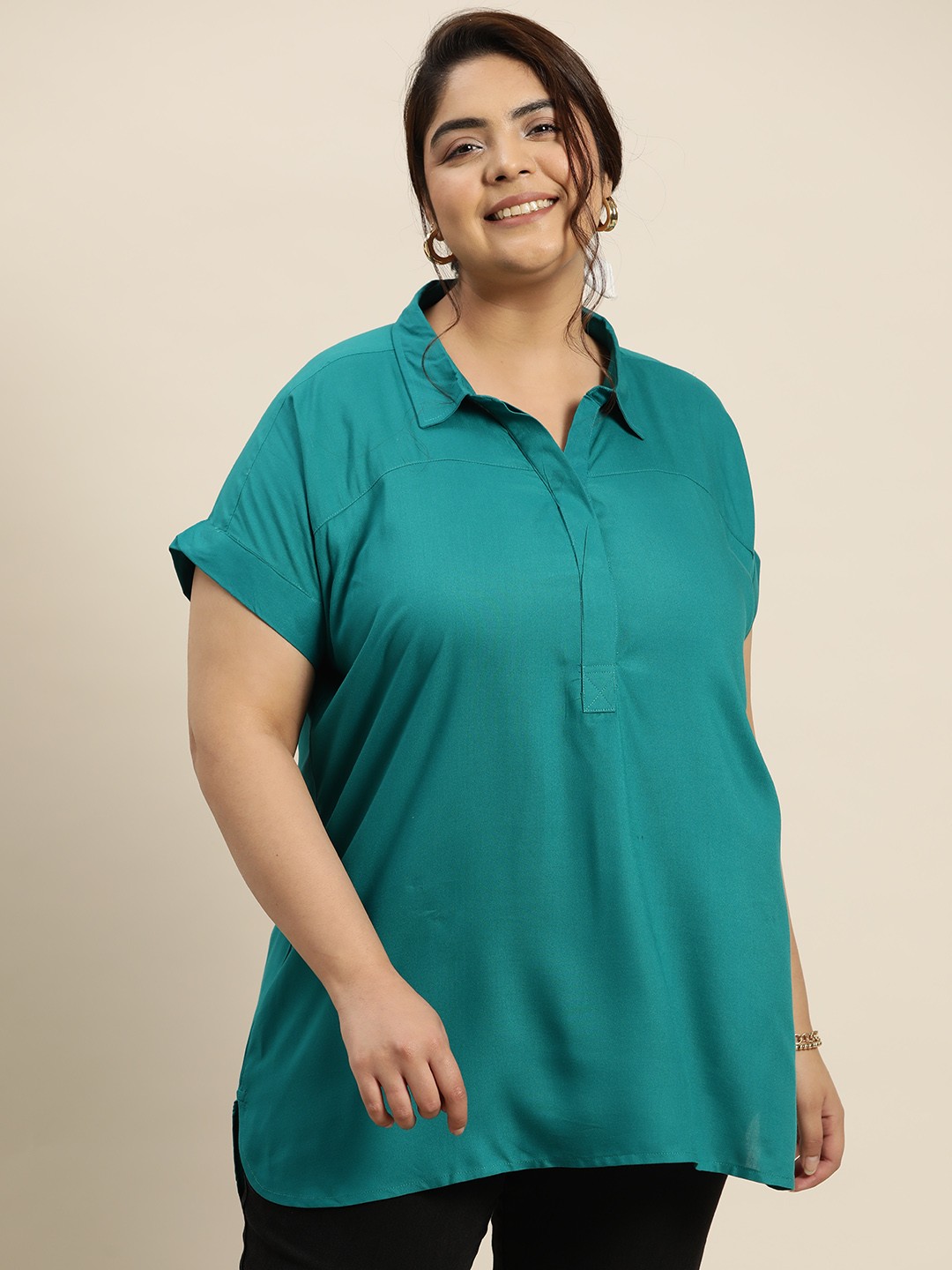 

Sztori Plus Size Extended Sleeves Top, Green