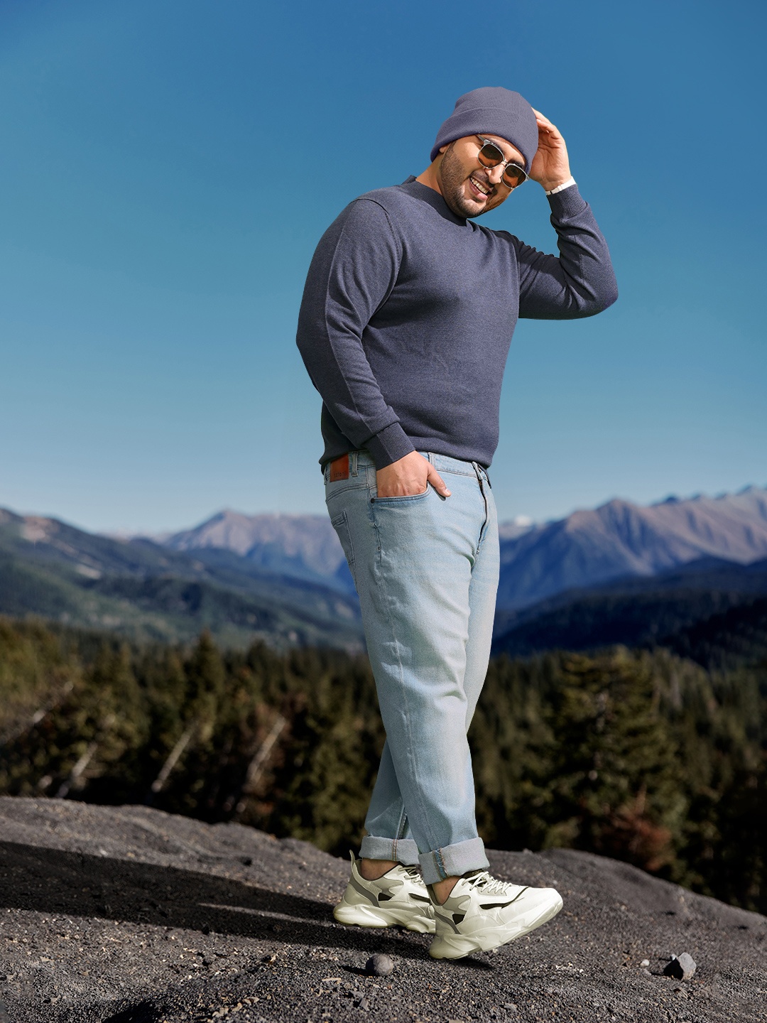 

Sztori Men Plus Size Slim Tapered Fit Light Fade Stretchable Jeans, Blue