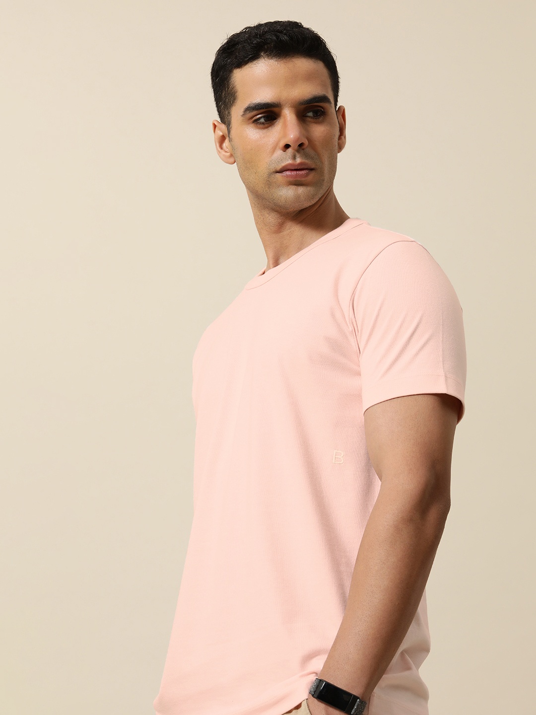 

Mr Bowerbird Round Neck Tailored Fit T-shirt With a Notebook, Pink