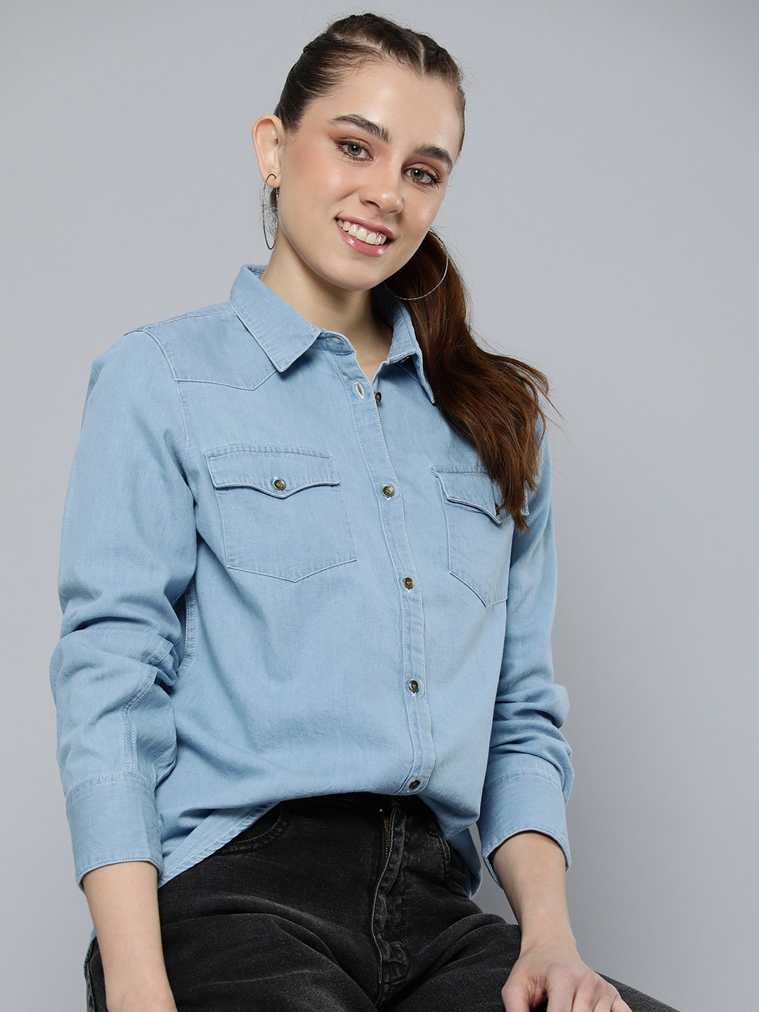 

HERE&NOW Women Pure Cotton Solid Spread Collar Chambray Casual Shirt, Blue
