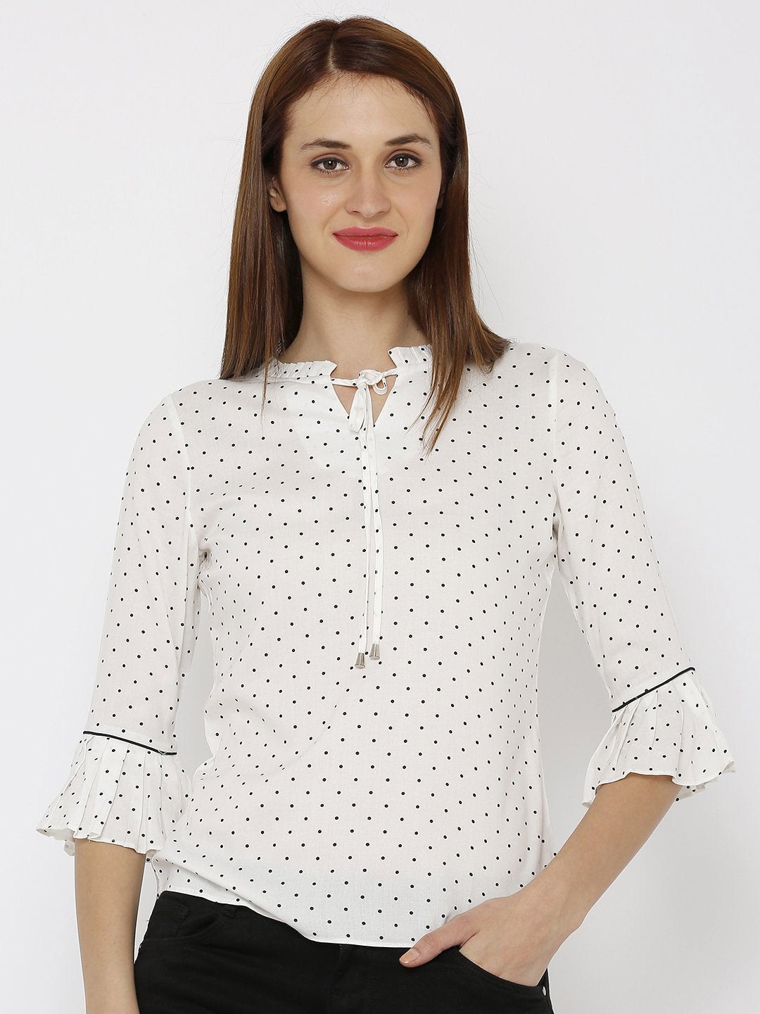 

Kraus Jeans Printed Tie-Up Neck Top, White