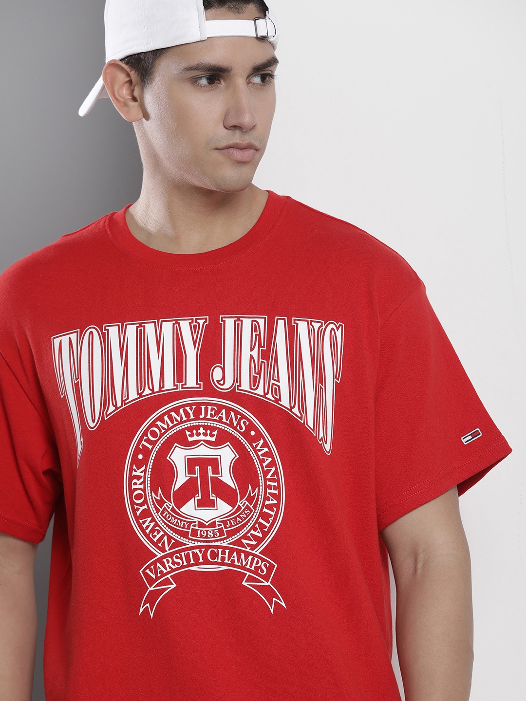 

Tommy Hilfiger Men Pure Cotton Sustainable Brand Logo Printed T-shirt, Red