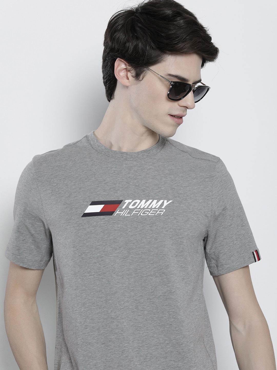 

Tommy Hilfiger Men Brand Logo Printed T-shirt, Grey
