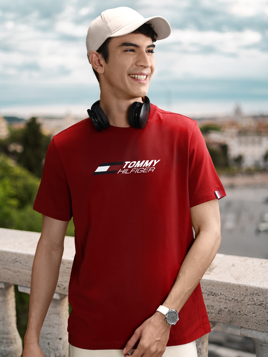 

Tommy Hilfiger Men Brand Logo Printed T-shirt, Maroon