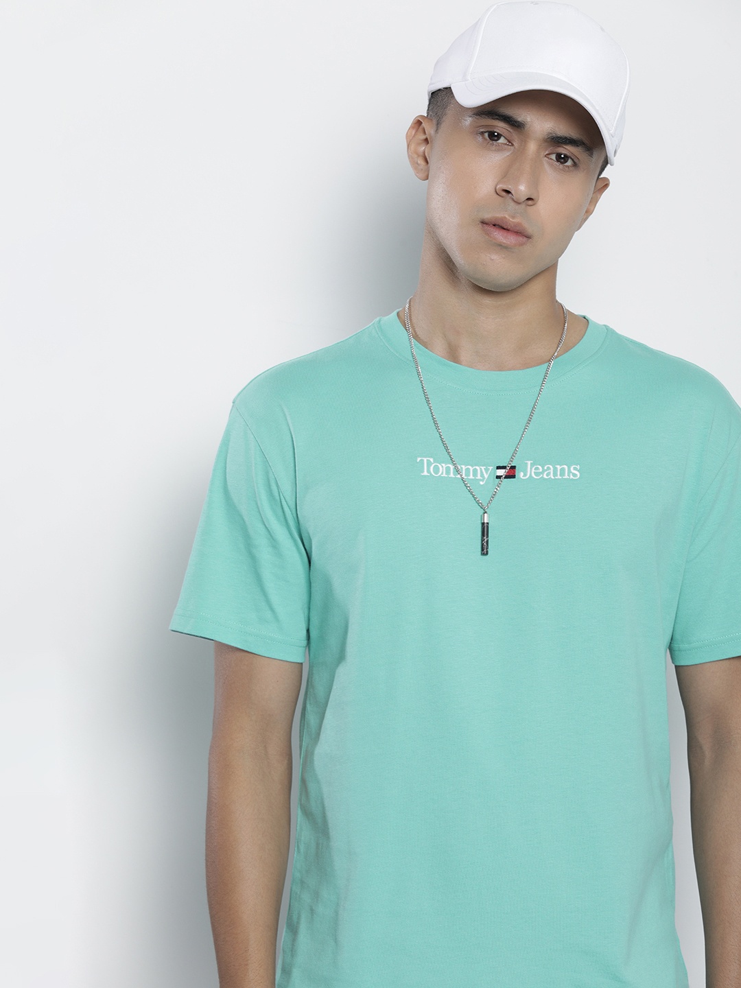 

Tommy Hilfiger Men Organic Cotton T-shirt with Logo Detailing, Turquoise blue