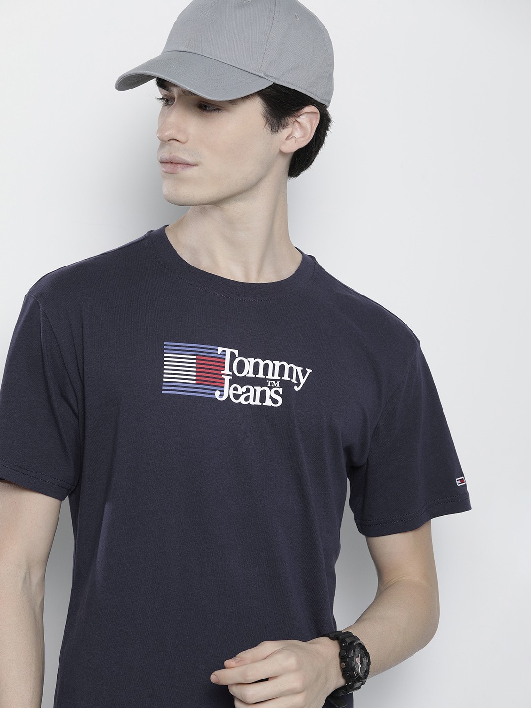 

Tommy Hilfiger Men Brand Logo Printed Pure Cotton T-shirt, Navy blue