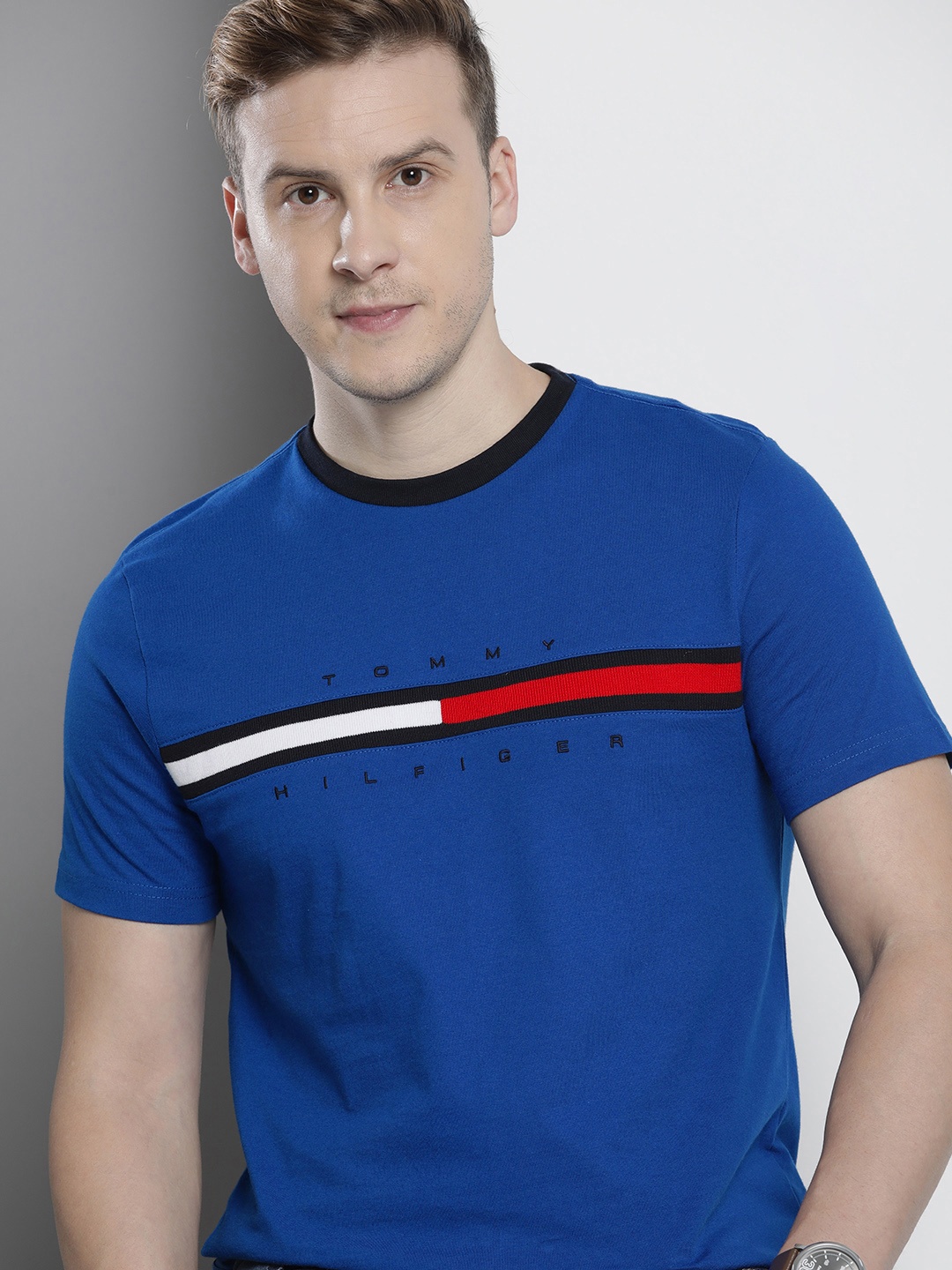 

Tommy Hilfiger Men Striped Pure Cotton T-shirt, Blue