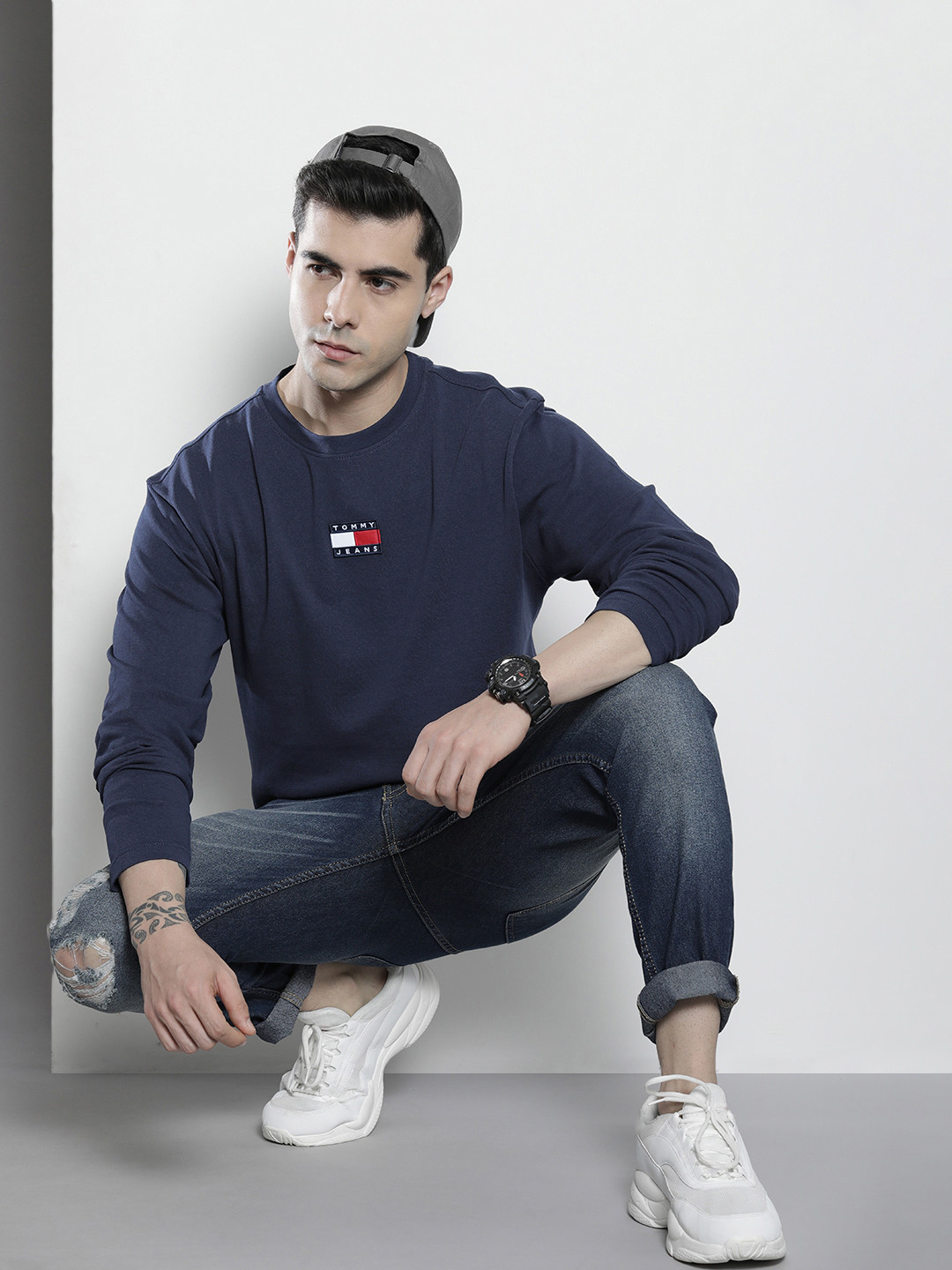 

Tommy Hilfiger Men Brand Logo Applique Pure Cotton T-shirt, Navy blue