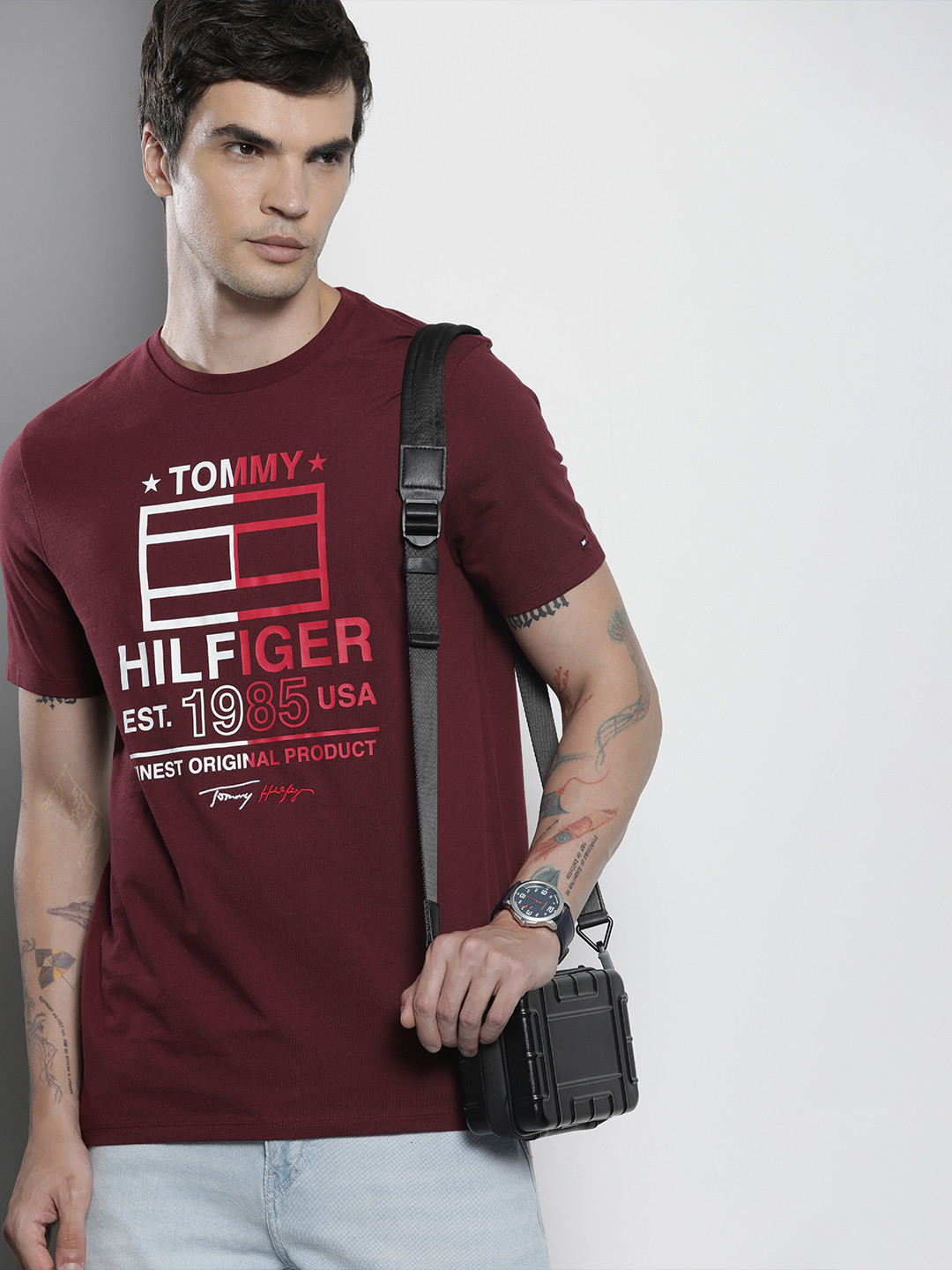 

Tommy Hilfiger Men Pure Cotton Brand Logo Printed Casual T-shirt, Burgundy