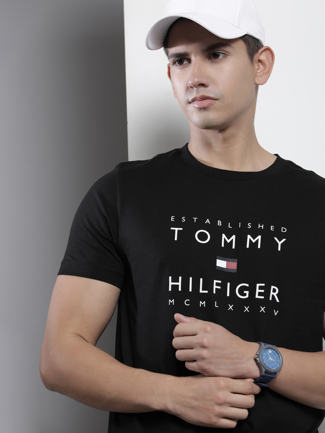 

Tommy Hilfiger Men Pure Cotton Sustainable Brand Logo Printed Slim Fit T-shirt, Black