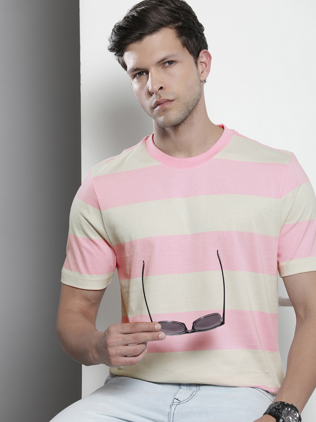 

Tommy Hilfiger Men Sustainable Pure Cotton Colourblocked T-shirt, Pink