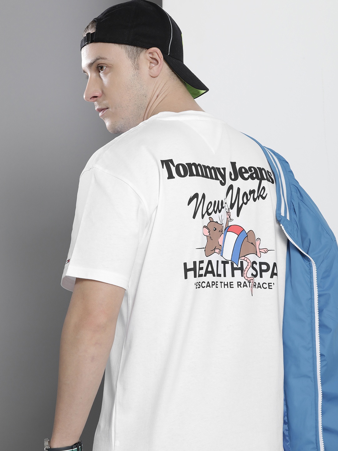 

Tommy Hilfiger Men Typography Printed Pure Cotton T-shirt, White