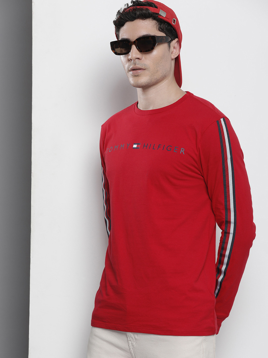 

Tommy Hilfiger Brand Logo Printed Detail Pure Cotton T-shirt, Red