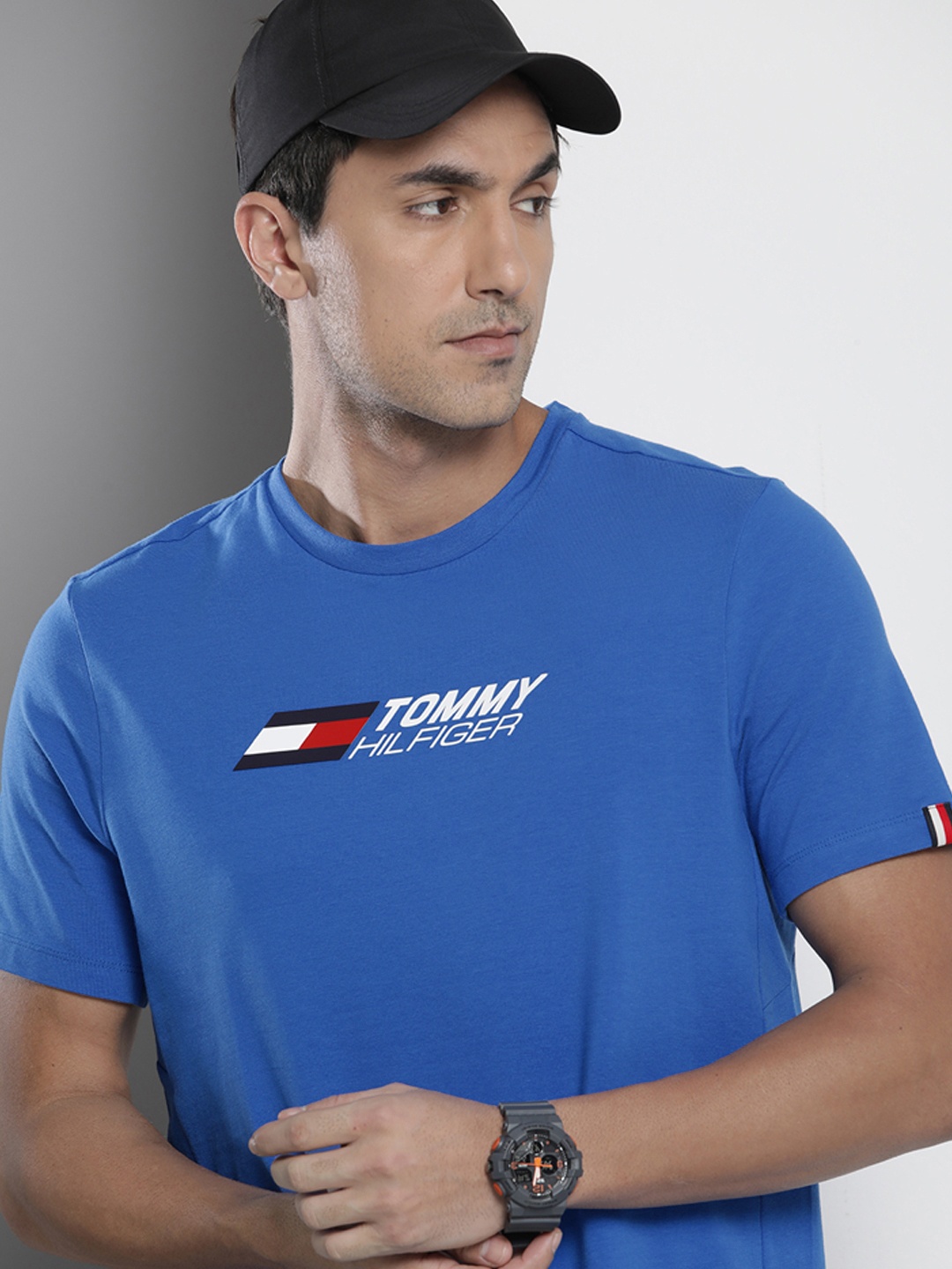 

Tommy Hilfiger Men Brand Logo Printed T-shirt, Blue