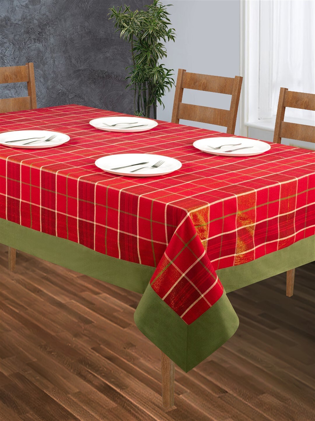 

SHADES of LIFE Red & Green Checked Cotton Table Cover