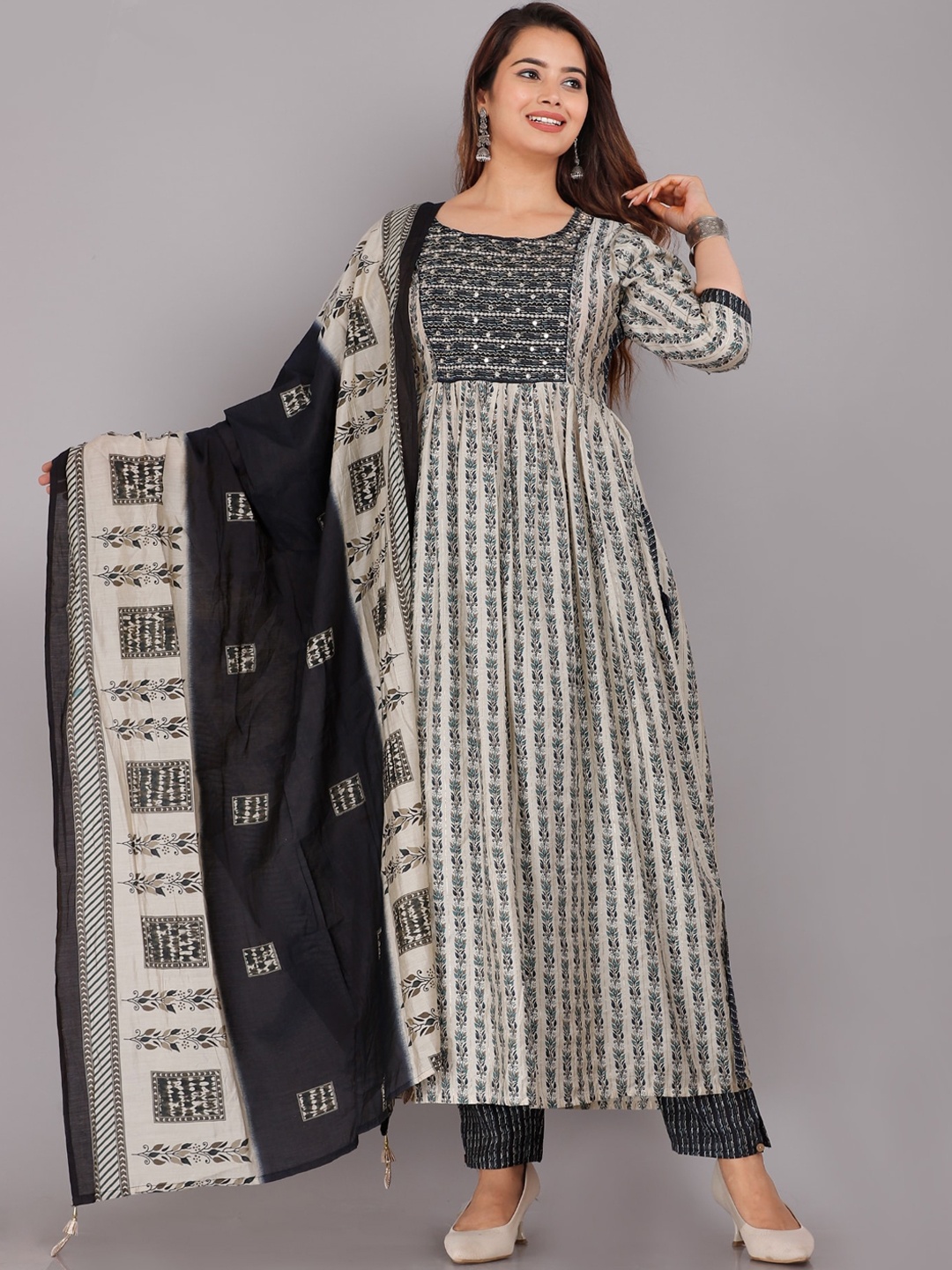 

KALINI Floral Printed Round Neck Kurta with Trousers & Pure Cotton Dupatta, Black