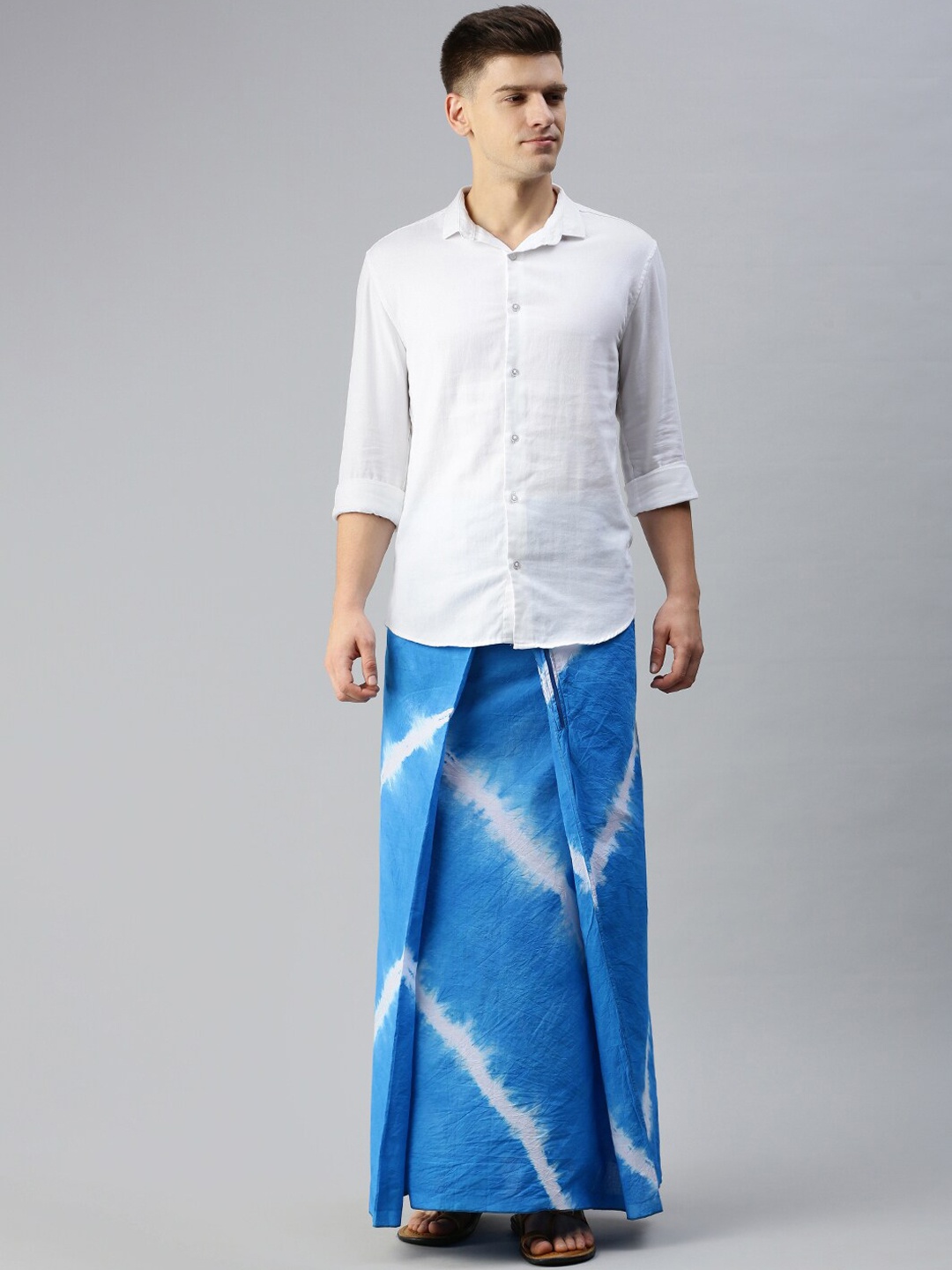 

Ulama Men Printed Pure Combed Cotton Lungi, Blue
