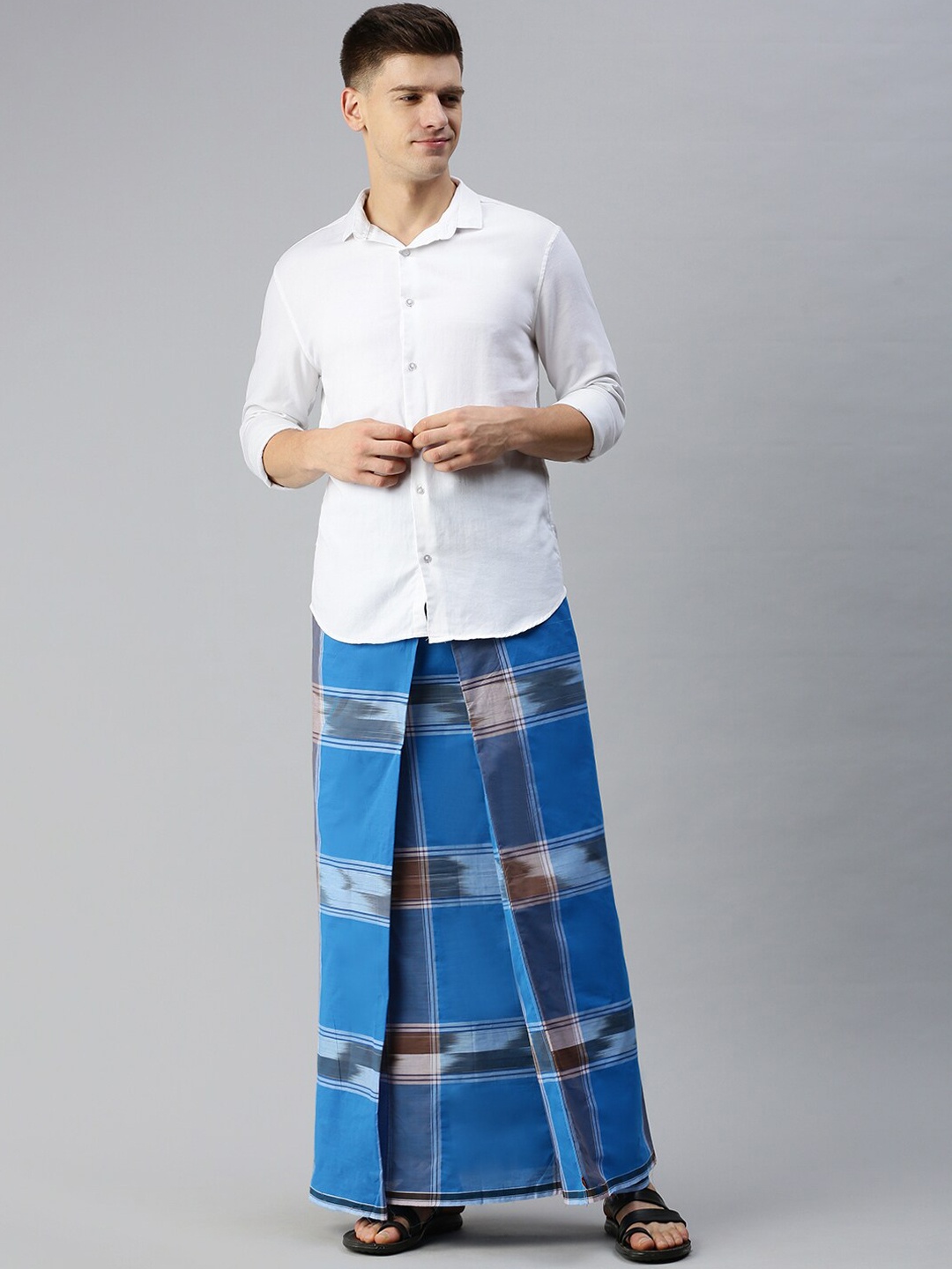 

Ulama Men Printed Pure Combed Cotton Lungi, Blue