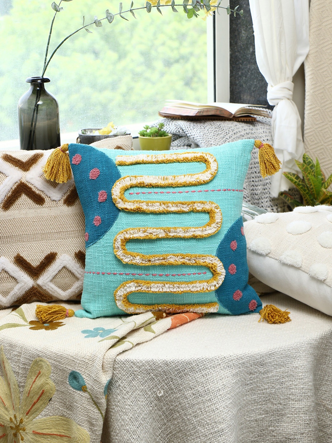 

HERE&NOW Blue & Gold-Toned Square Cotton Cushion Cover