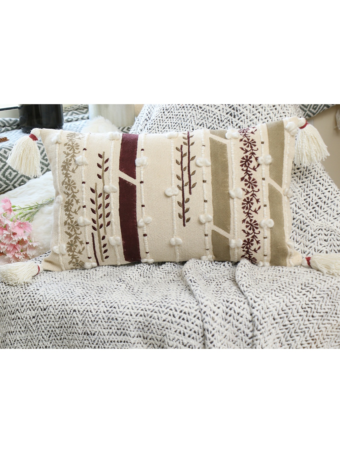 

HERE&NOW Beige & Maroon Square Cotton Cushion Cover