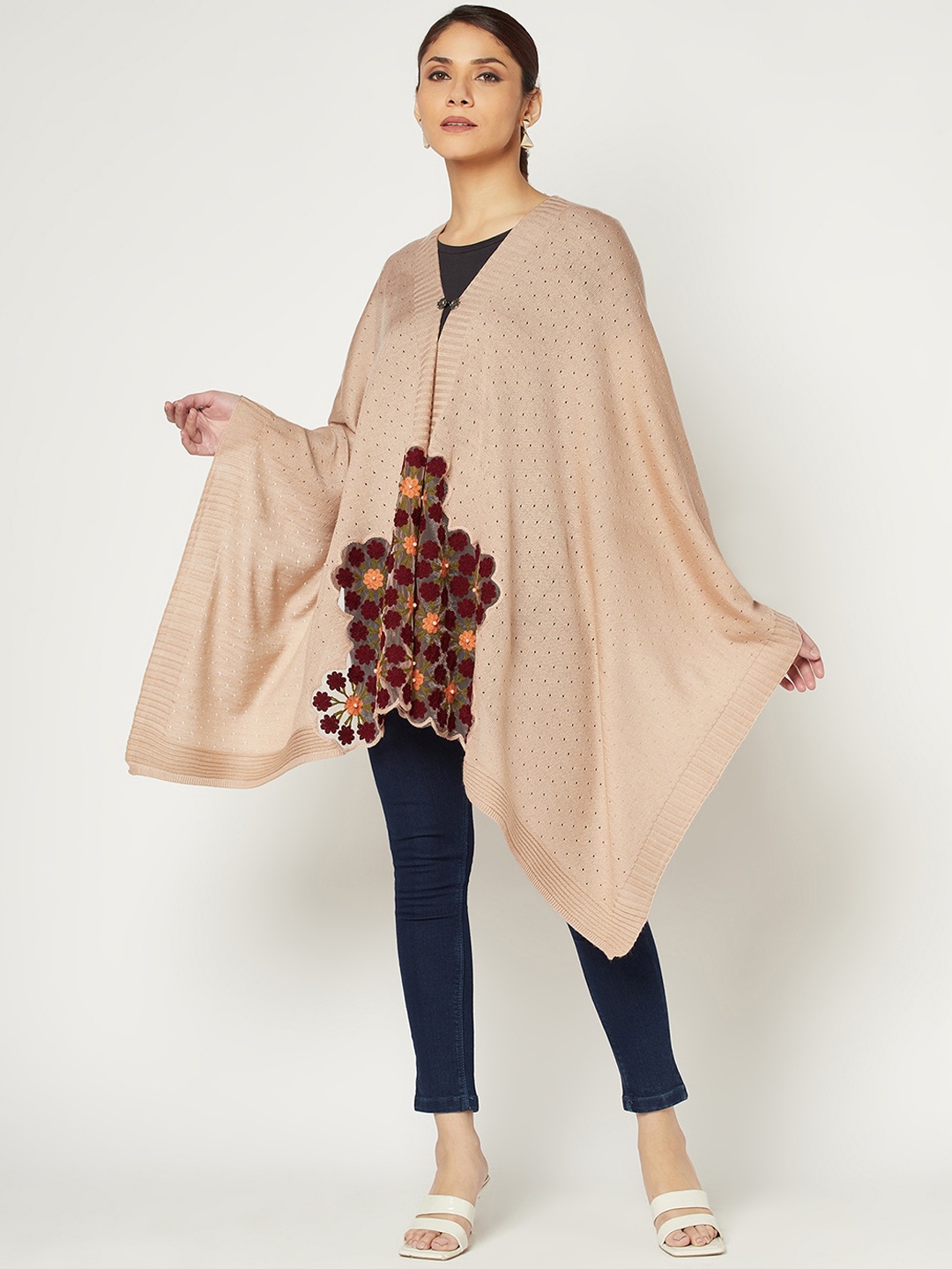 

Knitstudio Women Embroidered Knitted Shawl, Pink