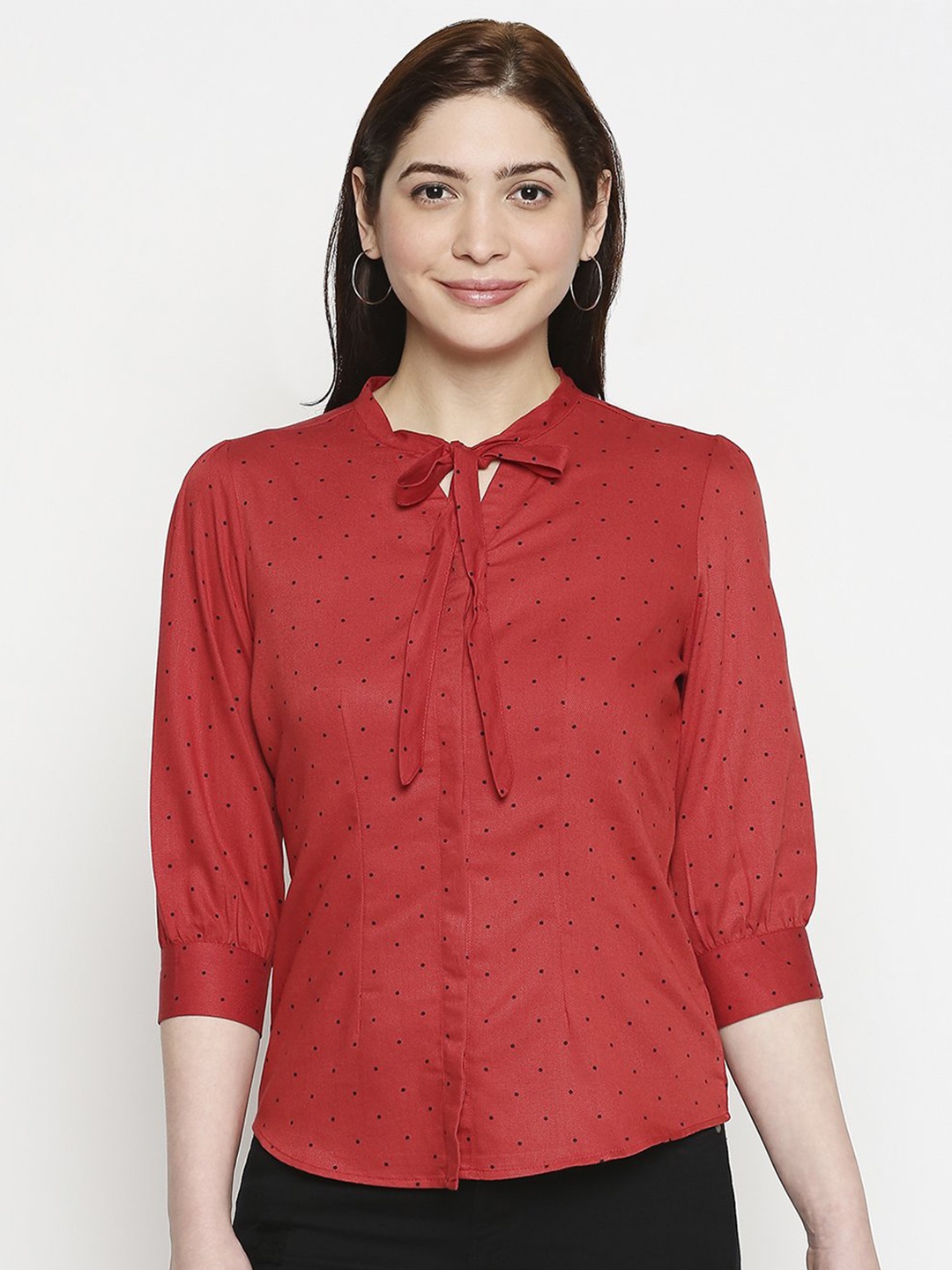 

Kraus Jeans Women Printed Casual Shirt, Maroon