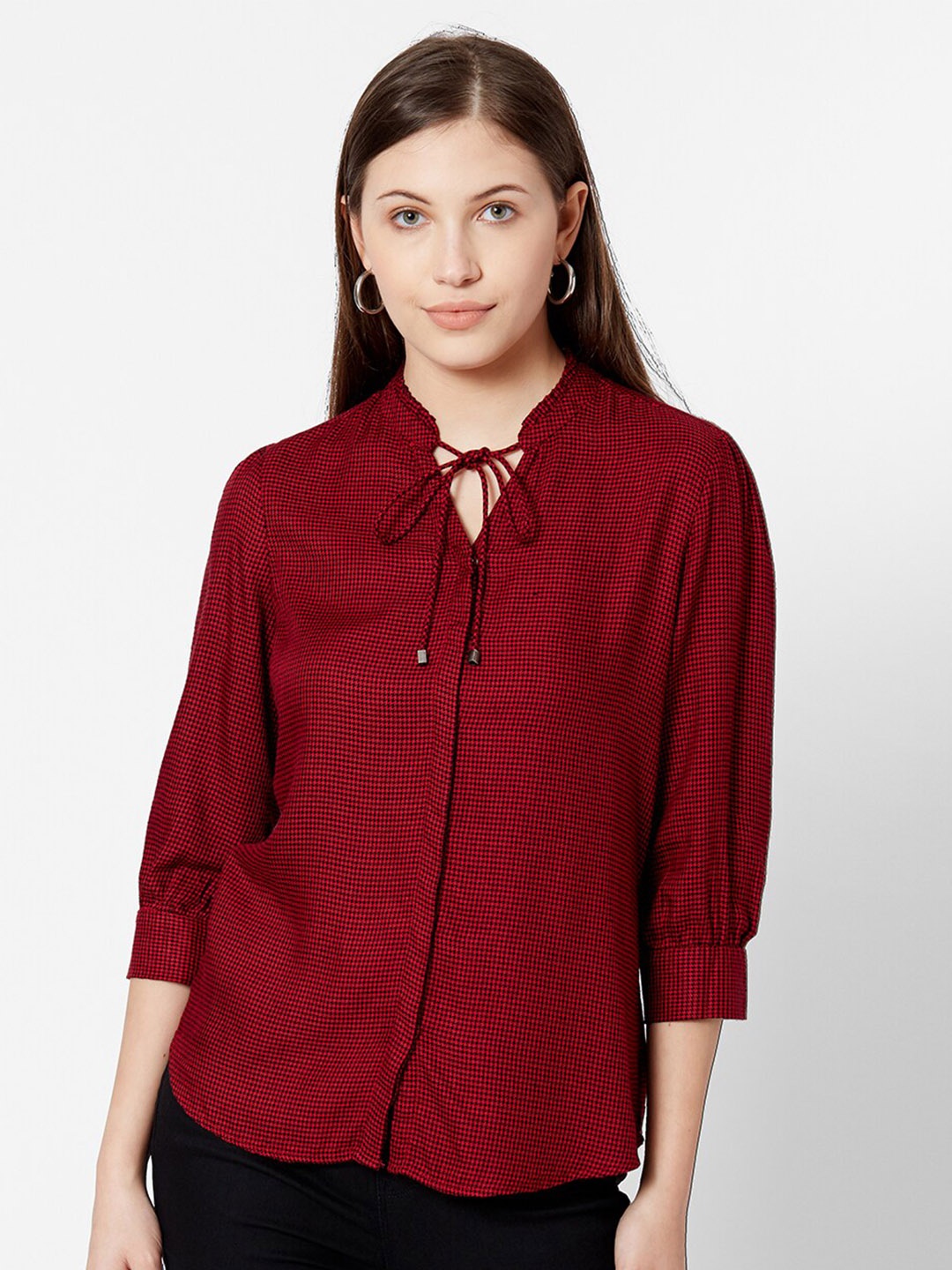 

Kraus Jeans Women Red Casual Shirt
