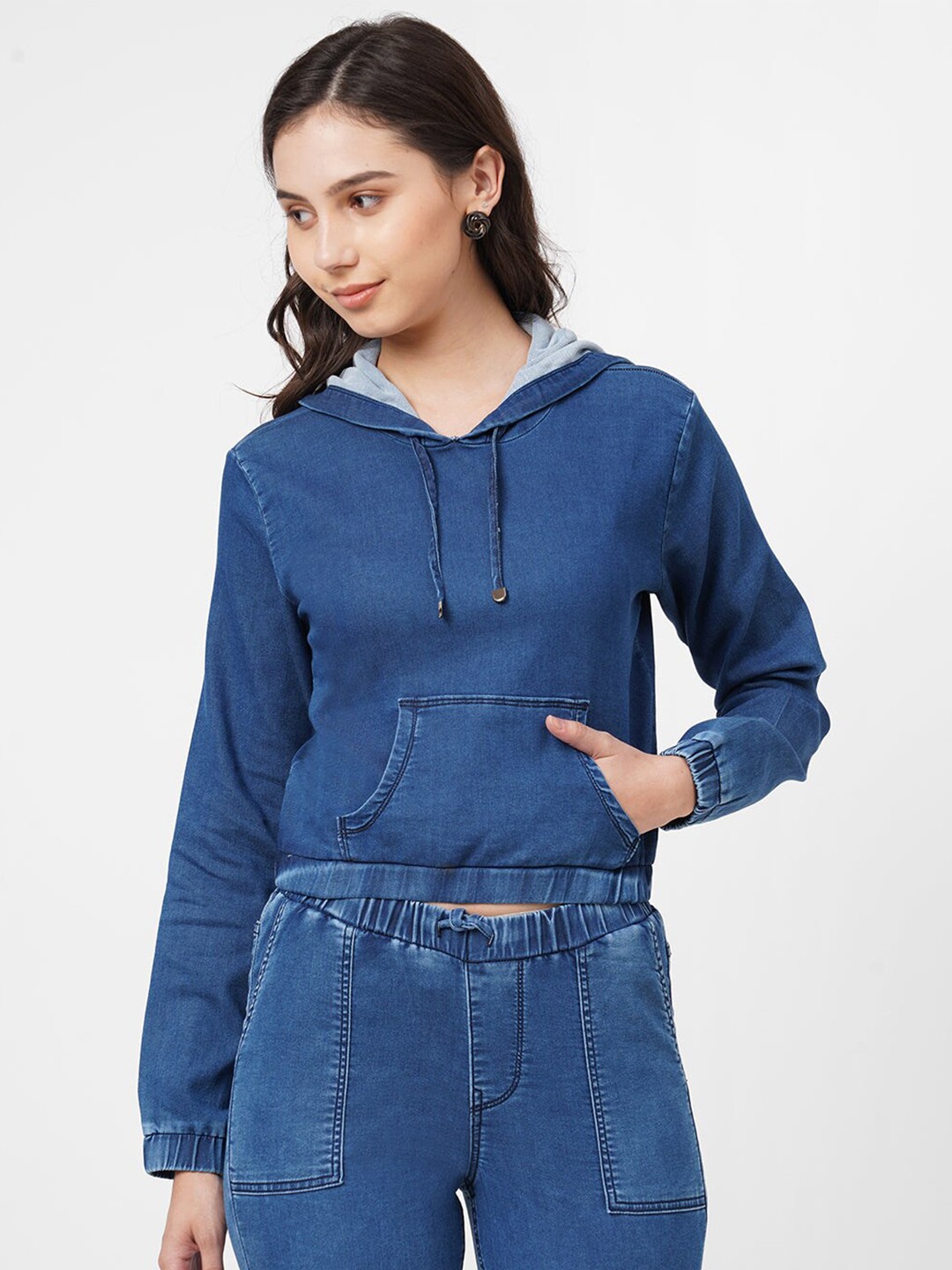 

Kraus Jeans Women Blue Hooded Crop Sweatshirt