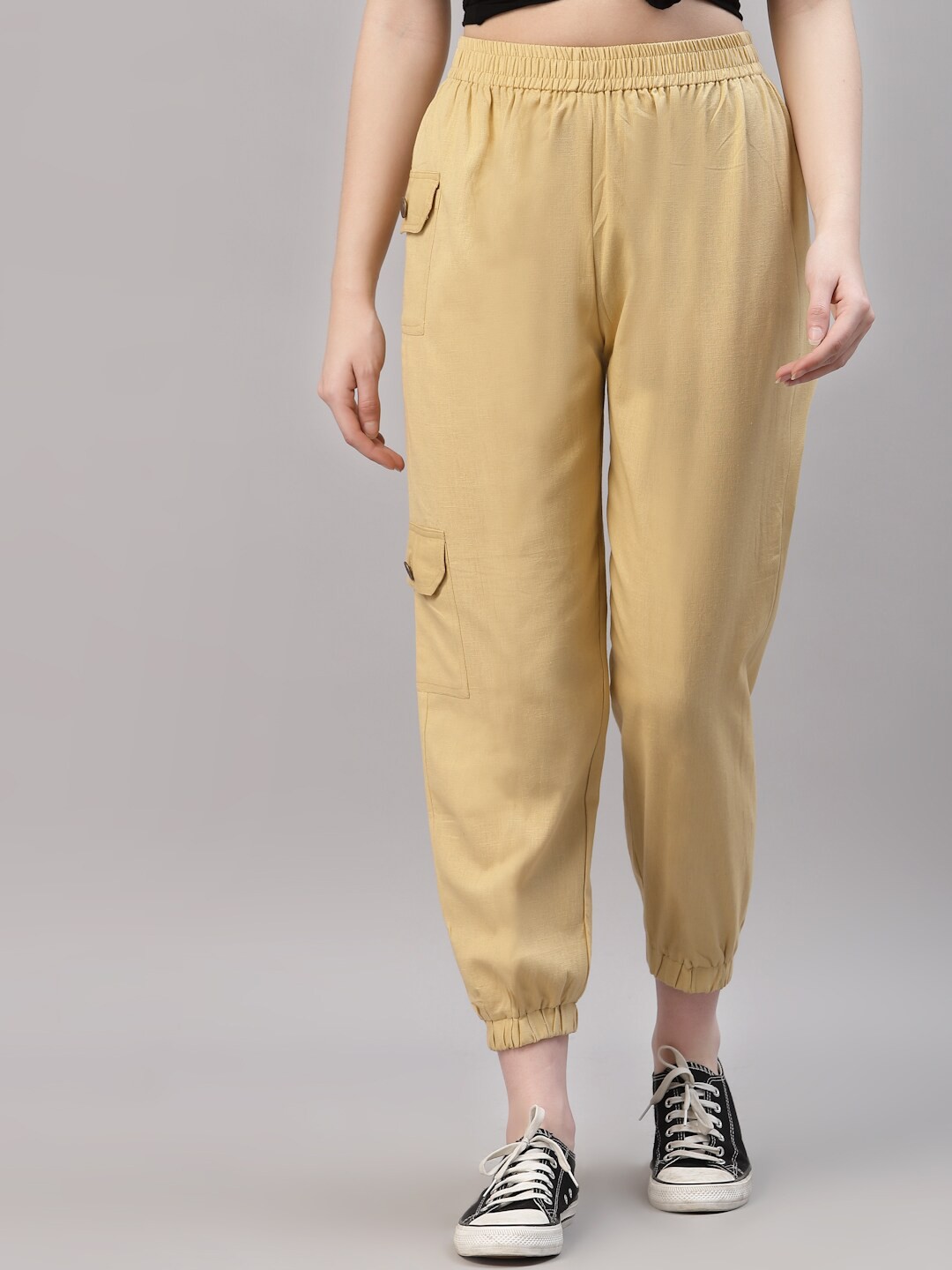 

NEUDIS Women Relaxed Joggers Trousers, Beige