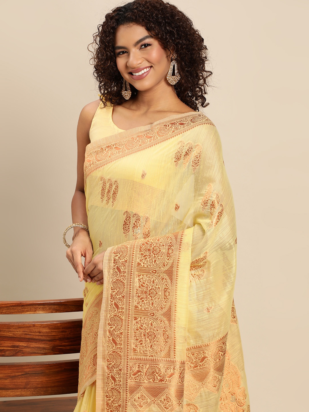 

Mitera Mustard & Maroon Paisley Pure Linen Banarasi Saree