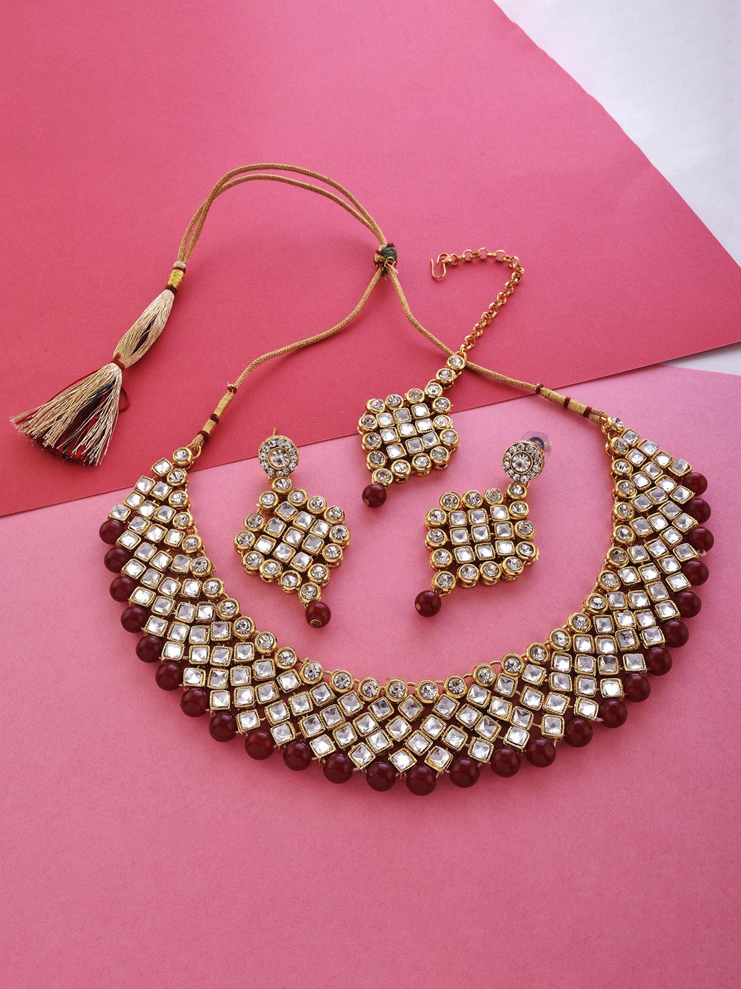 

The Pari Gold-Plated Stone-Studded & Pearl Beaded Jewellery Set