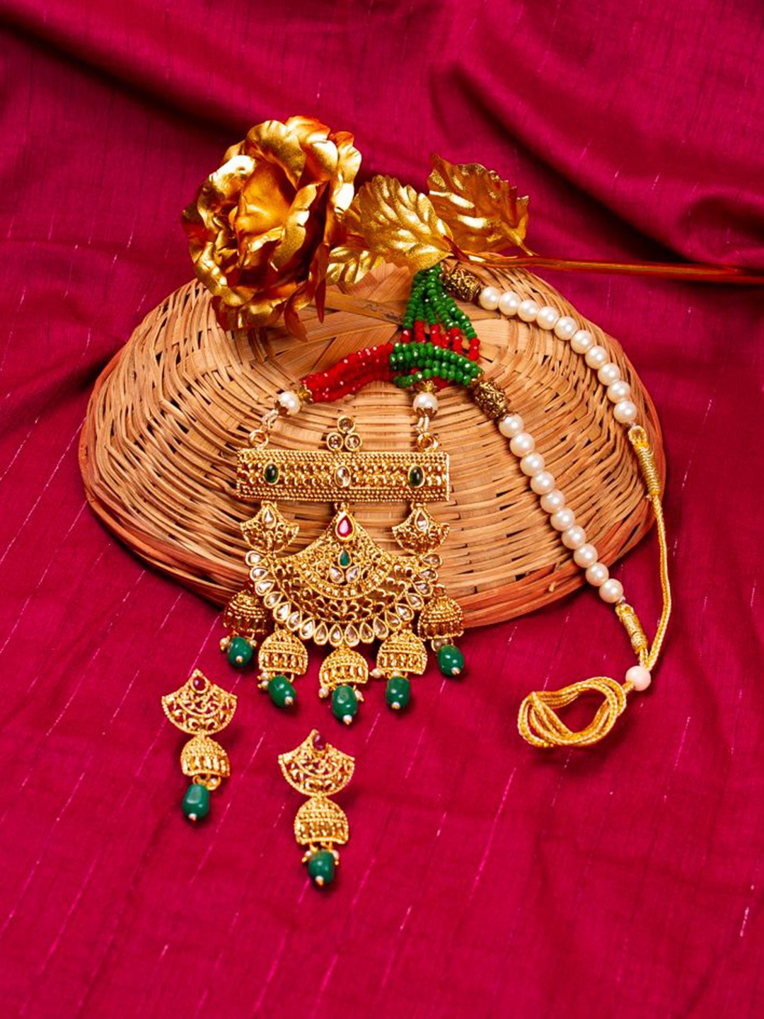 

The Pari Gold-Plated Stone-Studded & Pearl Beaded Jewellery Set