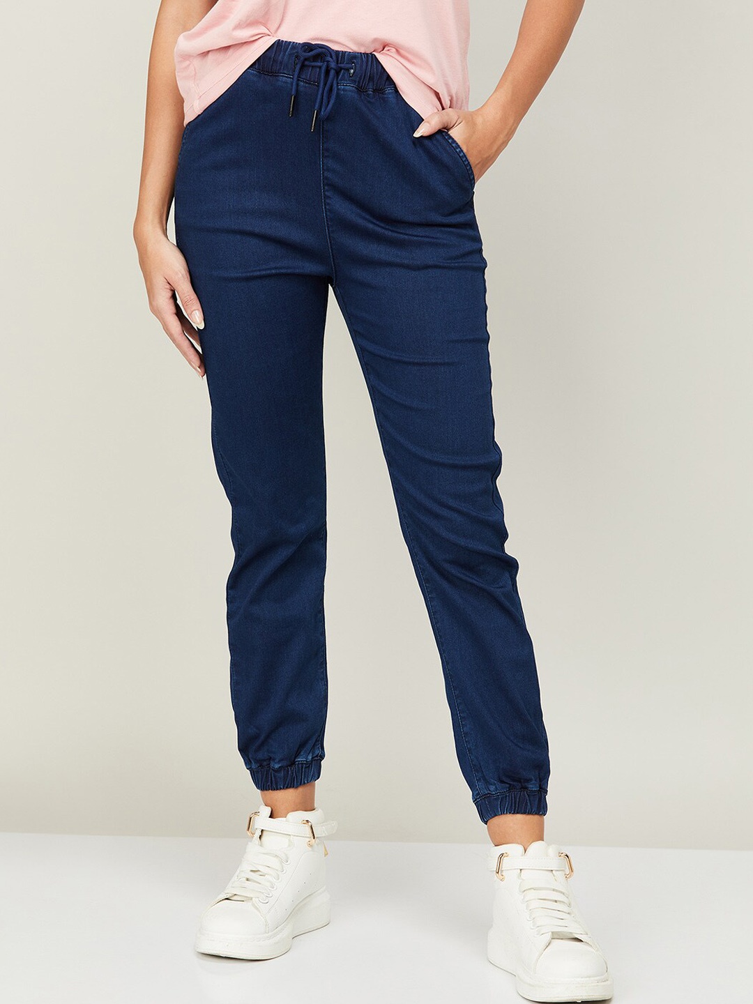 

Fame Forever by Lifestyle Women Cotton Relaxed Fit High-Rise Jeans, Blue