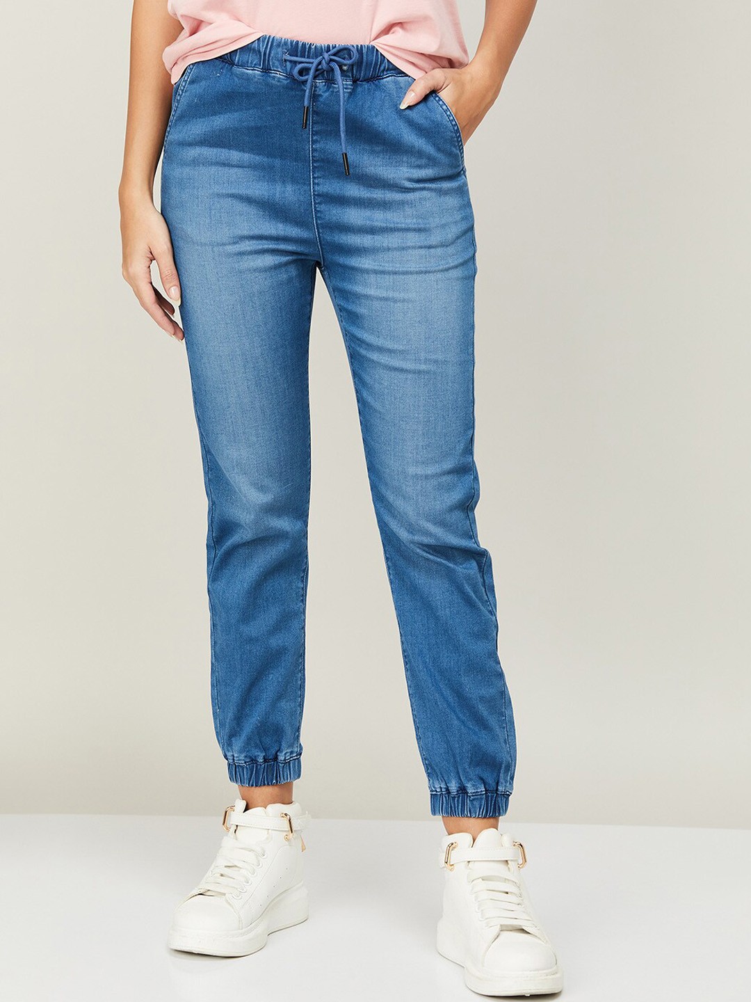 

Fame Forever by Lifestyle Women Cotton Relaxed Fit High-Rise Light Fade Jeans, Blue