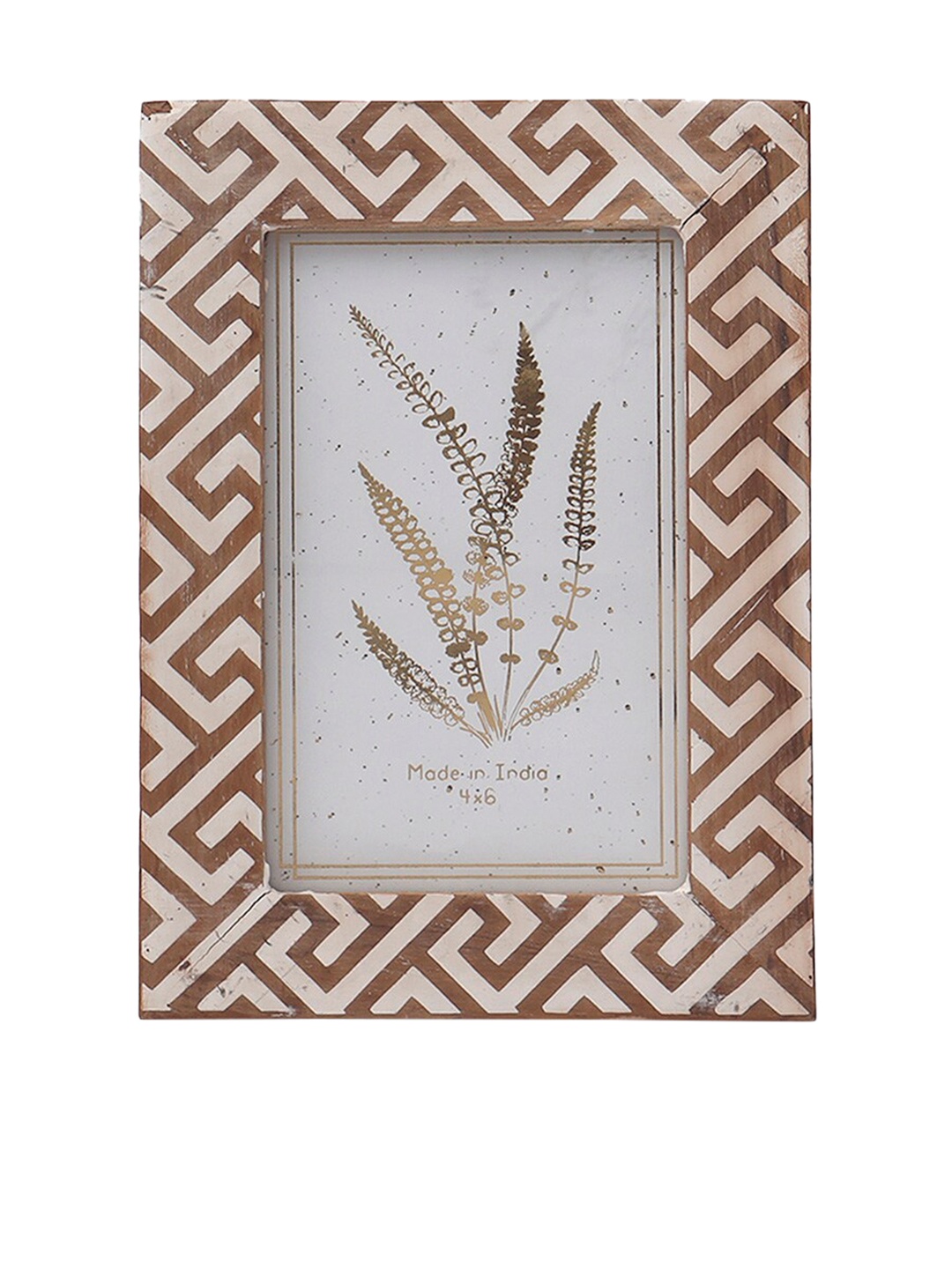 

CASA DECOR Brown Geometrical Printed Acrylic Photo Frame