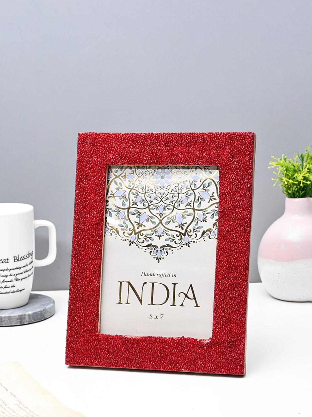 

CASA DECOR Set Of 2 Red Beaded Photo Frame