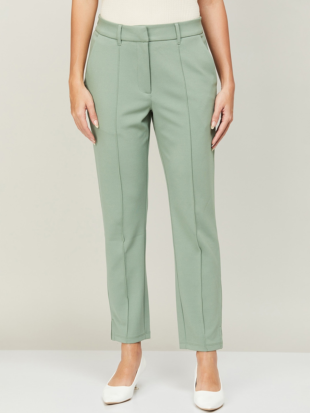 

CODE by Lifestyle Women Solid High-Rise Trousers, Green