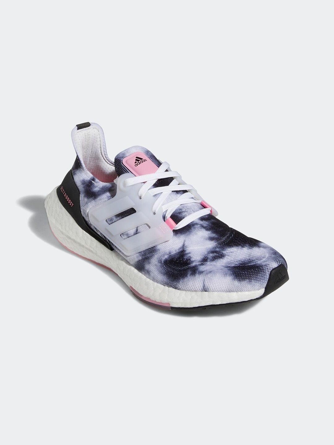 

ADIDAS Women ULTRABOOST 22 Running Shoes, White
