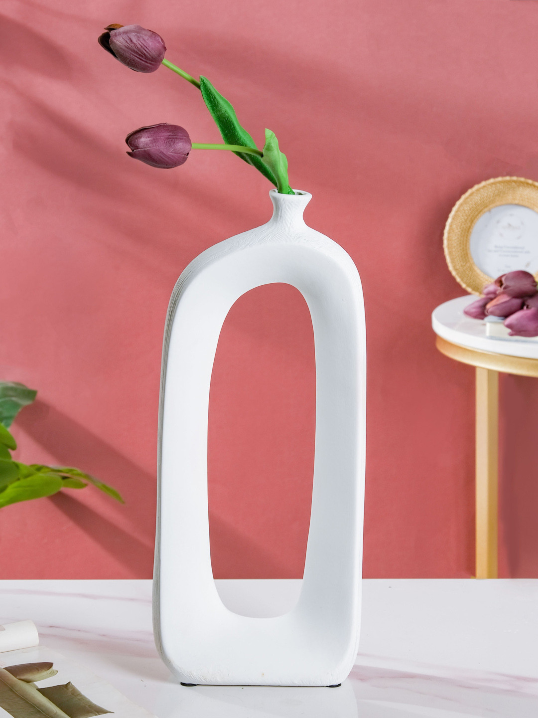 

Nestasia White Hollow Ceramic Vase