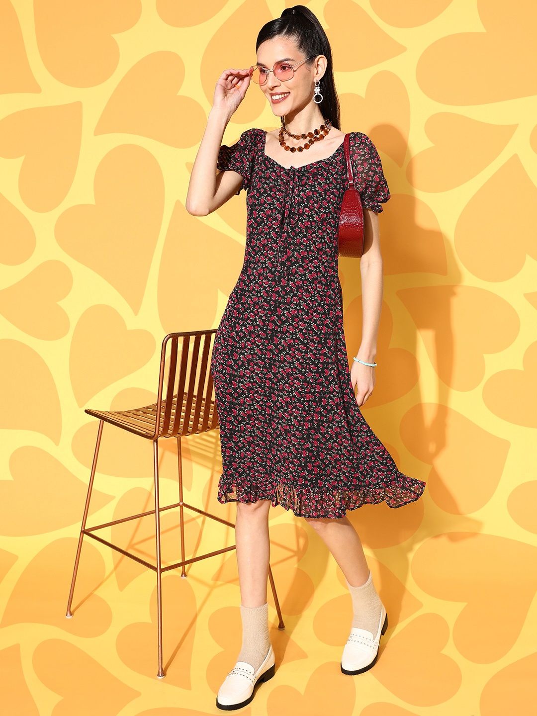 

Berrylush Floral Print Sweetheart Neck A-Line Dress, Black