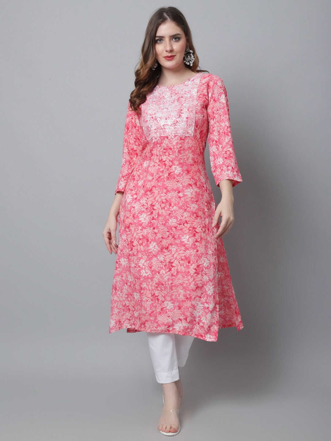 

Aawari Floral Printed Straight Regular Kurta, Pink
