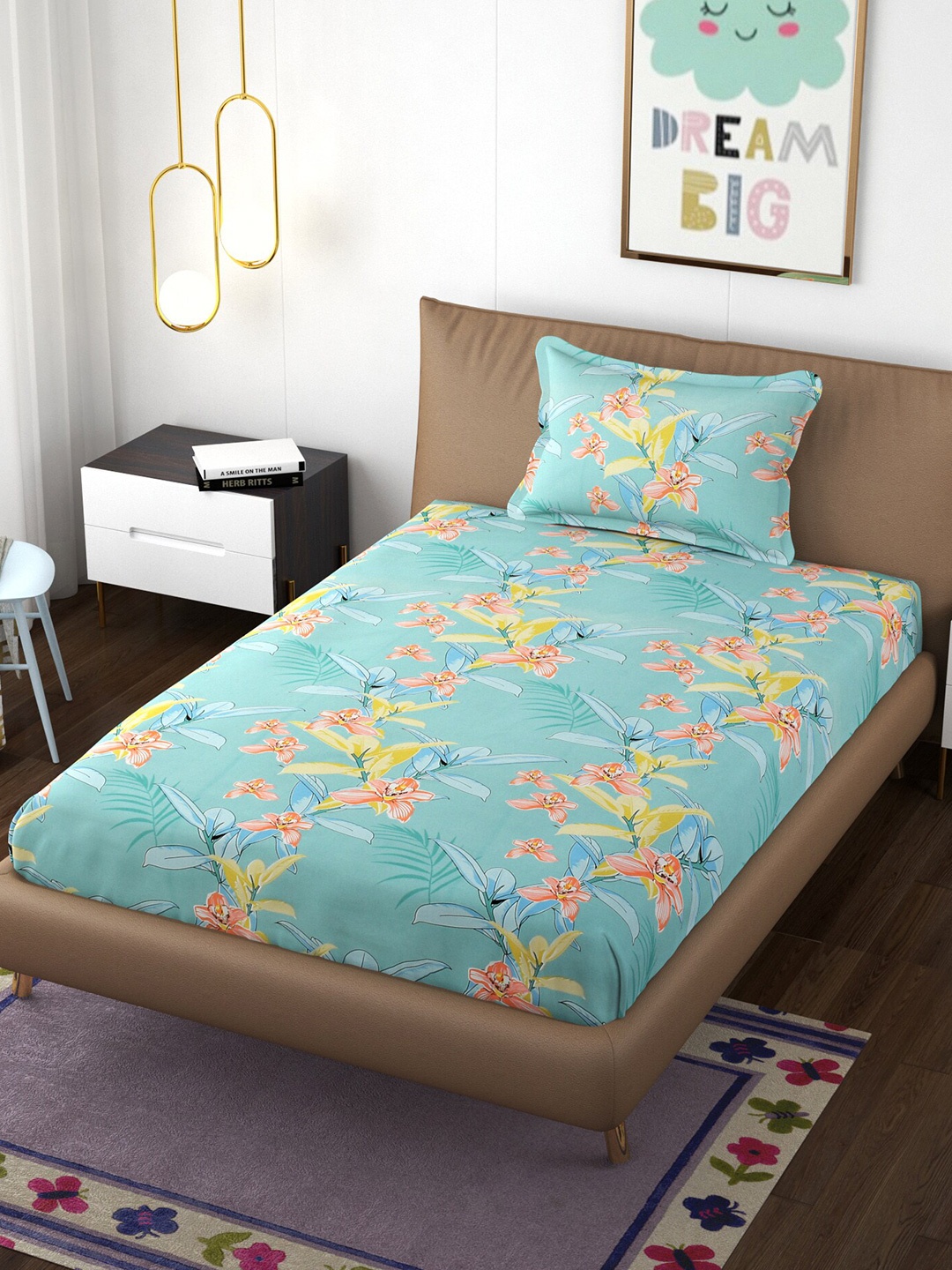 

Molly & Michel Blue & Peach Floral 210 TC Single Cotton Bedsheet with 1 Pillow Cover