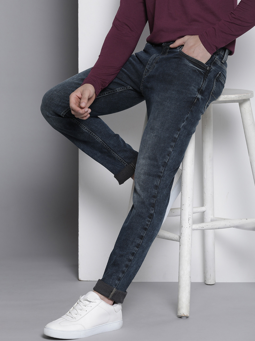 

Nautica Men Slim Fit Heavy Fade Stretchable Mid-Rise Jeans, Blue