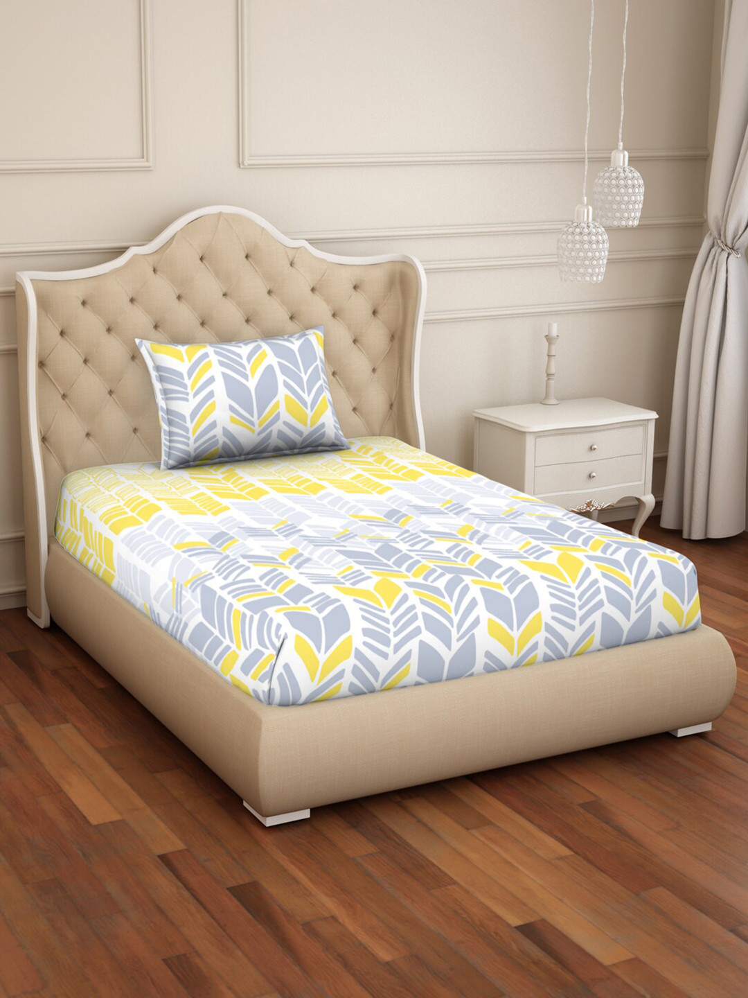 

SPACES Atrium Plus Yellow & White Pure Cotton Soft Feel 210 TC Single Bedsheet with 1 Pillow Covers