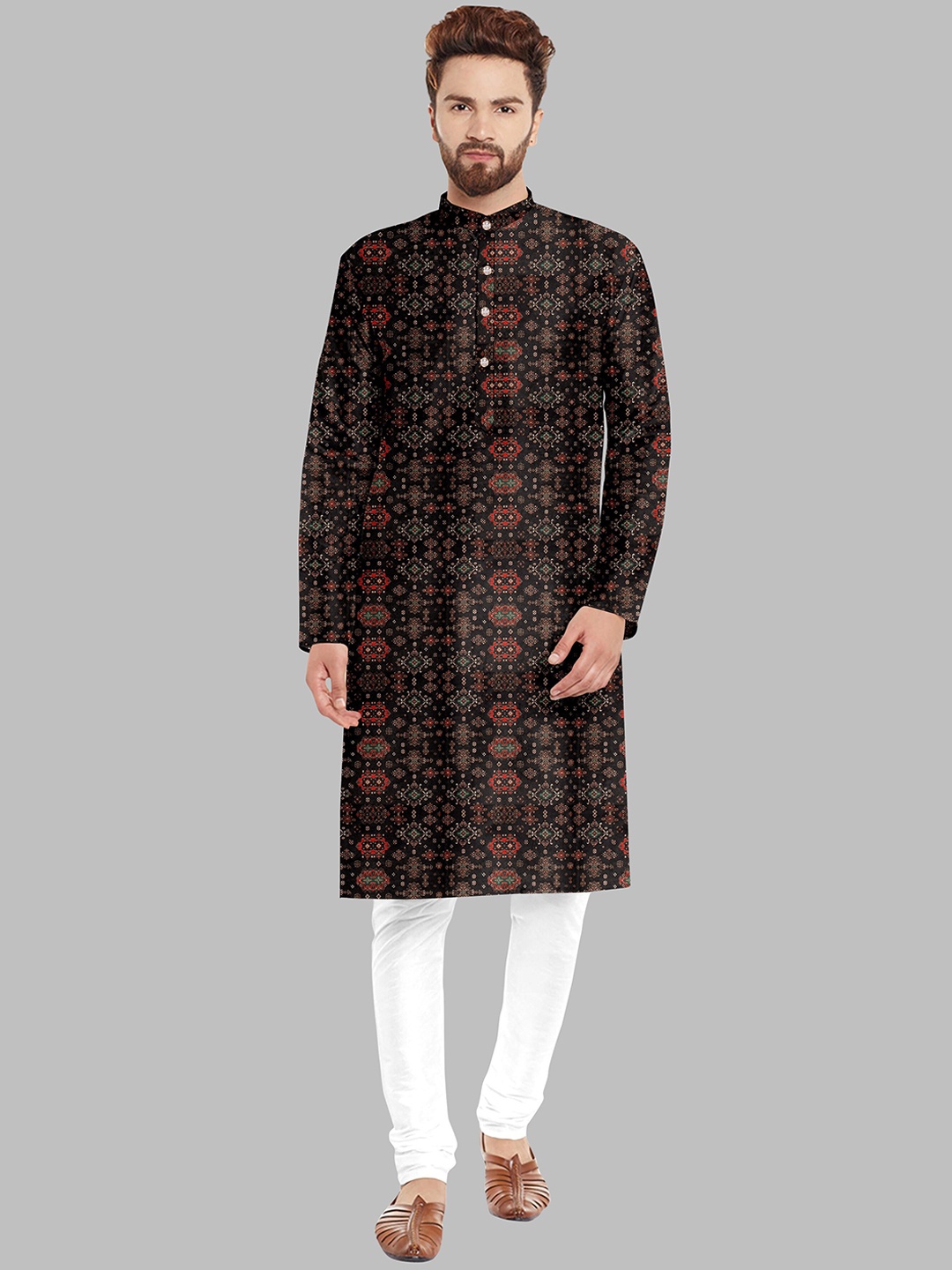 

Fashion FRICKS Men Black Ethnic Motifs Printed Kurta with Pyjamas
