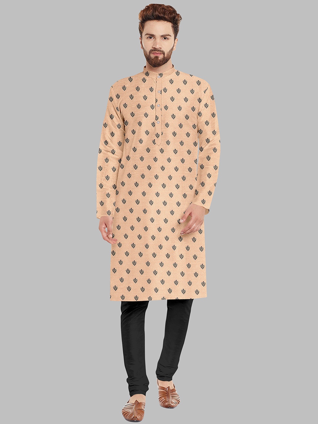 

Fashion FRICKS Men Cream-Coloured Ethnic Motifs Printed Kurta with Pyjamas