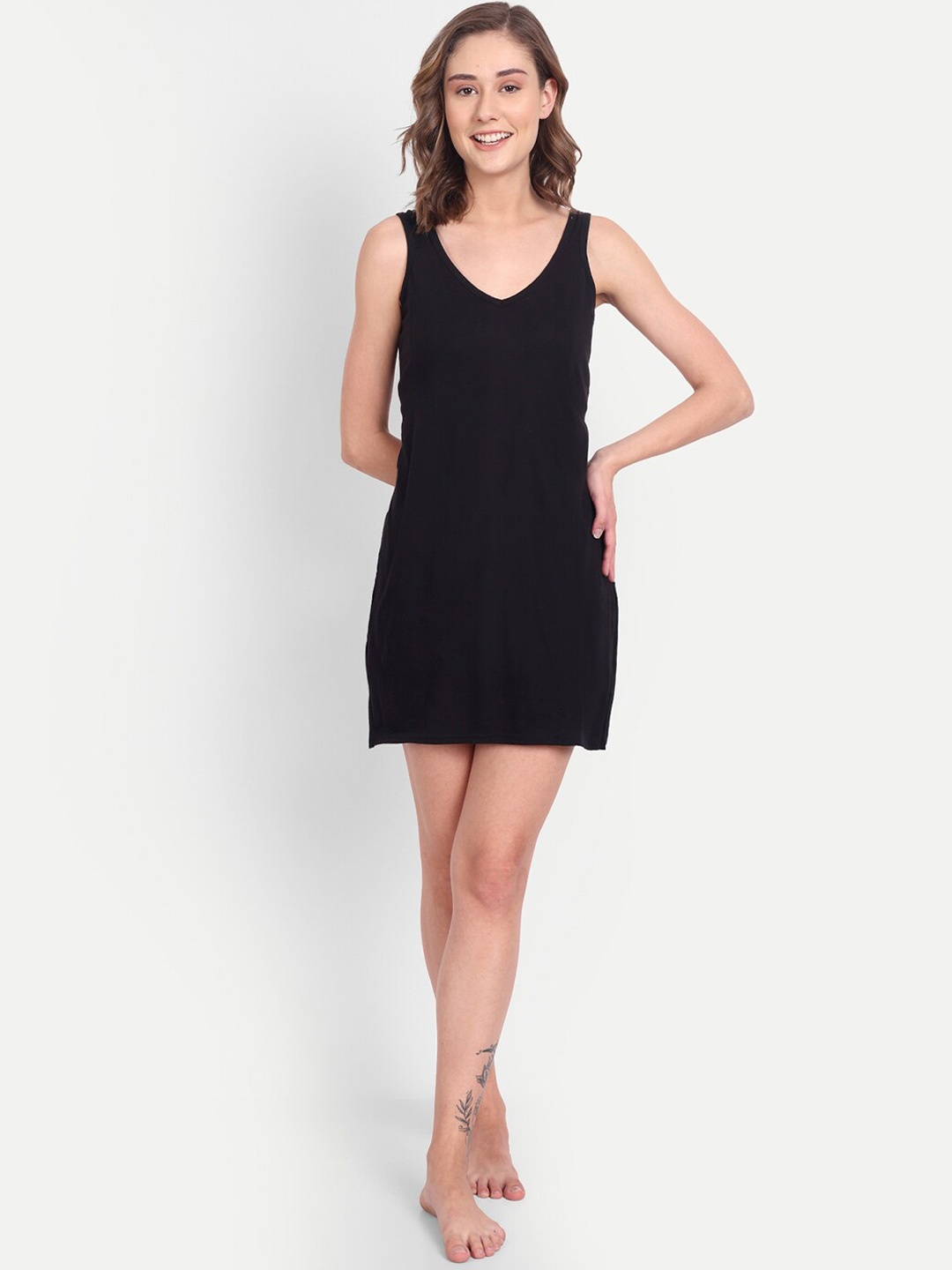 

BLAZON Pure Cotton V-neck Short Slip, Black