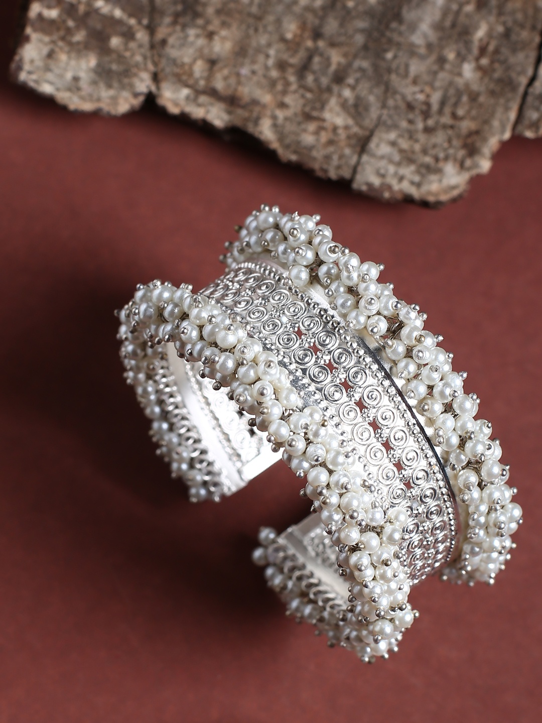 

justpeachy Women Brass Pearls Silver-Plated Kada Bracelet