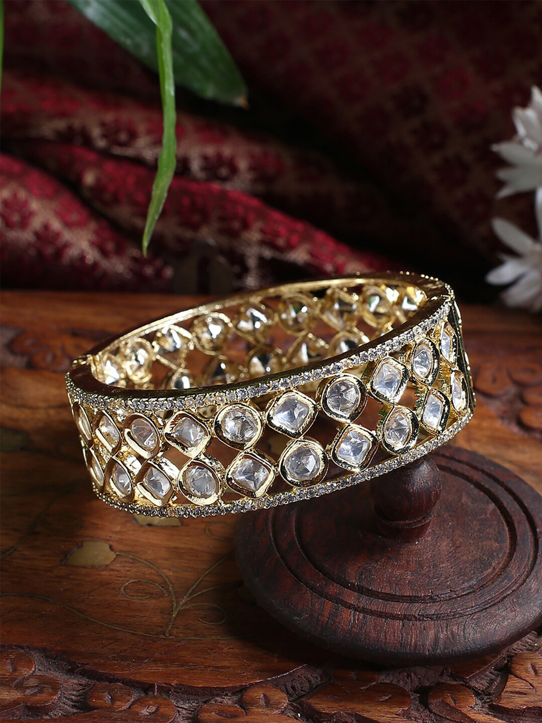 

justpeachy Women Brass Kundan Gold-Plated Bangle-Style Bracelet